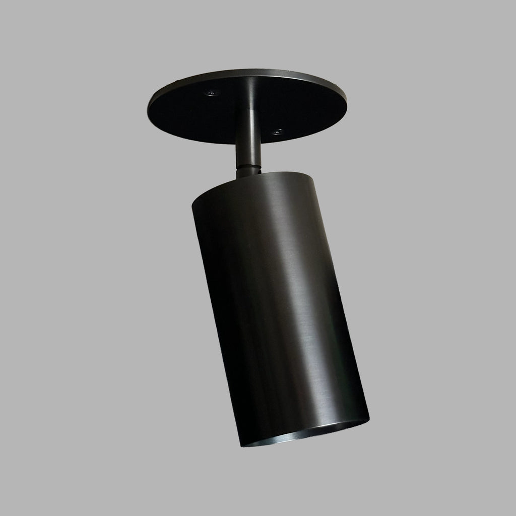 Monopoint, 1.5in Stem, 4.25in Dia Cover, Patina Black