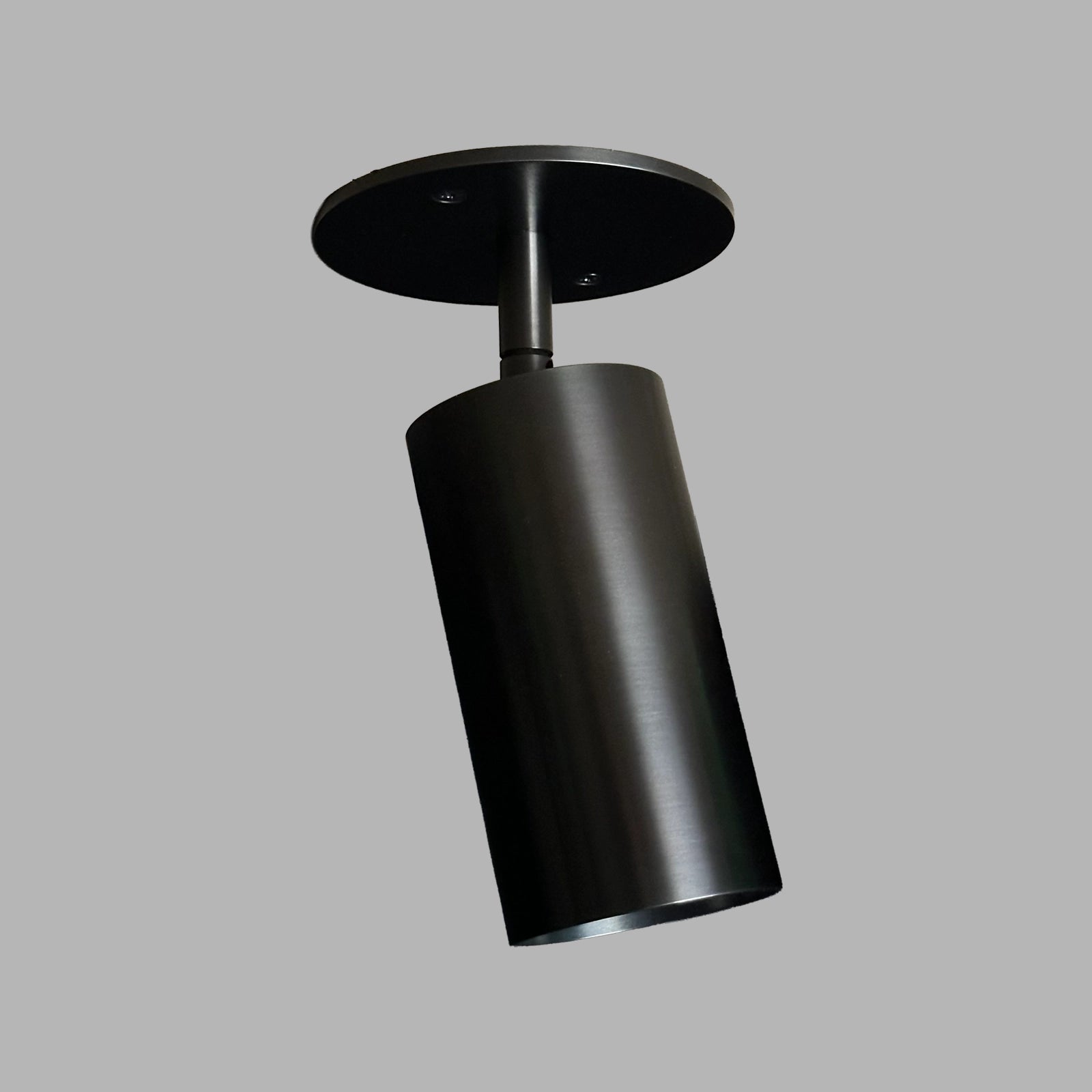 Monopoint, 1.5in Stem, 4.25in Dia Cover, Patina Black